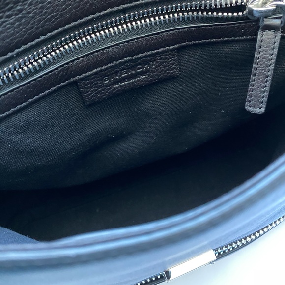 Givenchy Pandora Pure Bag - Picture 6 of 10